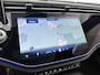 Mercedes-Benz E-klasse 300 e Business Solution AMG | Premium pakket | Winterpakket | Nightpakket | Leder pakket | 360° camera | Trekhaak | Panoramaschuifdak | 20-inch multi-spaak AMG velgen | GUARD 360° | Burmester® 4D surround sound |