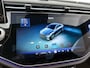 Mercedes-Benz E-klasse 300 e Business Solution AMG | Premium pakket | Winterpakket | Nightpakket | Leder pakket | 360° camera | Trekhaak | Panoramaschuifdak | 20-inch multi-spaak AMG velgen | GUARD 360° | Burmester® 4D surround sound |