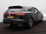 Volkswagen Touareg 3.0 TSi eHybrid 4MOTION Elegance Panoramaschuif-kanteldak - IQ Light - ErgoComfort-stoelen - Leer - Head-updisplay - Trekhaak - 360 Camera -Luchtvering