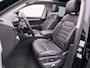 Volkswagen Touareg 3.0 TSi eHybrid 4MOTION Elegance Panoramaschuif-kanteldak - IQ Light - ErgoComfort-stoelen - Leer - Head-updisplay - Trekhaak - 360 Camera -Luchtvering