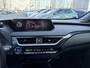 Lexus UX 300e Luxury 54 kWh | Leder | stoelverwarming en -koeling | elektrische stoelen