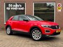 Volkswagen T-Roc 1.5 TSI Sport Business R Line | Carplay Apple | Trekhaak | Stoelverwarming | Cruise | Airco