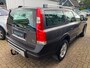 Volvo XC70 2.5 T Summum Automaat AWD 210PK LEER / NAVI / TREKHAAK