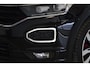 Volkswagen T-Roc 1.5 TSI Sport Business R Line|Panorama dak|Trekhaak afneembaar|Stoelverwarming|Carplay