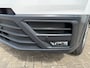Volkswagen Crafter 2.0 TDI 180pk L3H3 RWD Highline 3500kg trekhaak/ Airco/ Navi/ Camera/ Cruise/