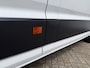 Volkswagen Crafter 2.0 TDI 180pk L3H3 RWD Highline 3500kg trekhaak/ Airco/ Navi/ Camera/ Cruise/