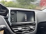 Peugeot 2008 1.2 PureTech Blue Lion GARANTIE/AUTOMAAT/PANORAMADAK/CARPLAY/CLIMA/PDC/LICHTMETAAL rijklaarprijs!