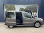 Peugeot Partner Tepee 1.2 Turbo 110PK Active | Uniek lage km stand: 38500 | Navigatie | Apple Carplay / Android Auto | Airco | Camera | Ruime Gezinsauto | 2x Zijschuifdeur | Uitneembare Stoelen | All Season Banden | Parkeersensoren | Dakrails |