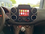 Peugeot Partner Tepee 1.2 Turbo 110PK Active | Uniek lage km stand: 38500 | Navigatie | Apple Carplay / Android Auto | Airco | Camera | Ruime Gezinsauto | 2x Zijschuifdeur | Uitneembare Stoelen | All Season Banden | Parkeersensoren | Dakrails |