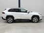 Toyota RAV4 2.5 Plug-in Hybrid AWD ✅Alarm Klasse 3✅Trekhaak✅Head-Up✅Stoelverw. V+A✅Elect. Achterklep✅Keyless