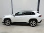 Toyota RAV4 2.5 Plug-in Hybrid AWD ✅Alarm Klasse 3✅Trekhaak✅Head-Up✅Stoelverw. V+A✅Elect. Achterklep✅Keyless