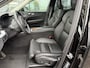 Volvo XC60 2.0 B5 Momentum Exclusive ** Panodak ** Trekhaak ** Leder *** HUD ** 360 camera