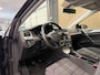 Volkswagen Golf 1.0 TSI Connected Series * Dealer onderhouden / Navigatie / Camera / NL Auto *