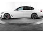 BMW 5-Serie 545e xDrive High Executive M Sport | Maxton-Pakket | Speciaal uitlaatsyst. | Harmon/Kardon | Dig. Cockpit | Cruise | Stoel-+Stuurverw. | Camera | PDC | NAV+App. Connect | Auto. Airco | LM 20" |