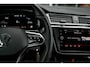 Volkswagen Tiguan R-Line 1.4 eHybrid | IQ Light | ACC | Lane Assist | Stuurverwarming | 20 Inch |
