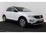 Volkswagen T-Roc 1.5 TSI Style Automaat (NAVIGATIE, PARKEERSENSOREN, CARPLAY, STUURBEDIENING)
