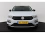 Volkswagen T-Roc 1.5 TSI Style Automaat (NAVIGATIE, PARKEERSENSOREN, CARPLAY, STUURBEDIENING)