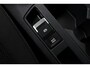 Volkswagen T-Roc 1.5 TSI Style Automaat (NAVIGATIE, PARKEERSENSOREN, CARPLAY, STUURBEDIENING)