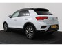 Volkswagen T-Roc 1.5 TSI Style Automaat (NAVIGATIE, PARKEERSENSOREN, CARPLAY, STUURBEDIENING)