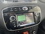 Fiat Punto Evo 0.9 TwinAir Sempre / Trekhaak (1.000KG) / Navigatie / Bluetooth / Airco / 16'' Lichtmetalen Velgen / Multifunctionele Stuurbediening /