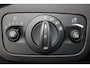 Ford C-Max 1.0-100pk Titanium. Nette, goed onderhouden hoogzitter ! Autm. airco dual, stoel-, stuur- en voorraamverwarming, parkeersensoren v+a, park assist, cruise control, r/cd, navigatie, telefoonvoorb., trekhaak etc.