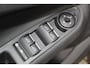 Ford C-Max 1.0-100pk Titanium. Nette, goed onderhouden hoogzitter ! Autm. airco dual, stoel-, stuur- en voorraamverwarming, parkeersensoren v+a, park assist, cruise control, r/cd, navigatie, telefoonvoorb., trekhaak etc.