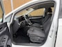Volkswagen Golf 1.0 TSI Life Business Stoel- en stuurverwarming | LED verlichting | Adaptieve cruise control | Climate control | Navigatiesysteem | Ergoactive bestuurdersstoel | DAB | Parkeersensoren voor en achter