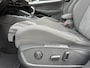 Volkswagen Golf 1.0 TSI Life Business Stoel- en stuurverwarming | LED verlichting | Adaptieve cruise control | Climate control | Navigatiesysteem | Ergoactive bestuurdersstoel | DAB | Parkeersensoren voor en achter