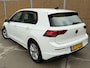 Volkswagen Golf 1.0 TSI Life Business Stoel- en stuurverwarming | LED verlichting | Adaptieve cruise control | Climate control | Navigatiesysteem | Ergoactive bestuurdersstoel | DAB | Parkeersensoren voor en achter