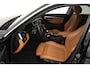 BMW 3-Serie 318i Edition Luxury Line Purity Executive (NAVIGATIE, STOELVERWARMING, PARKEERSENSOREN, DEALER ONDERHOUDEN)