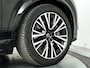 Volvo XC90 T8 Recharge AWD Ultimate Dark | Panoramadak | 360° camera | Luchtvering | Head-up display | Harman Kardon | Stoel- en Stuurverwarming | Trekhaak