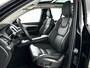 Volvo XC90 T8 Recharge AWD Ultimate Dark | Panoramadak | 360° camera | Luchtvering | Head-up display | Harman Kardon | Stoel- en Stuurverwarming | Trekhaak