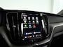 Volvo XC60 T6 Plug-in hybrid AWD Plus Dark | Panoramadak | 360° camera | Stoel- en Stuurverwarming | Trekhaak