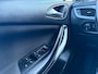 Opel Astra Sports Tourer 1.2 Business Edition / Navi /PDC / Trehaak / LED