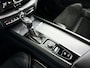 Volvo XC60 T5 AWD R-Design | Panoramadak | Parkeercamera | Stoelverwarming | Elektrische stoelen | Trekhaak