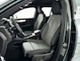 Volvo XC40 B4 Plus Dark | Parkeercamera | Harman Kardon | Stoel- en Stuurverwarming | Trekhaak