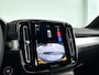 Volvo XC40 B4 Plus Dark | Parkeercamera | Harman Kardon | Stoel- en Stuurverwarming | Trekhaak