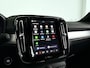 Volvo XC40 B4 Plus Dark | Parkeercamera | Harman Kardon | Stoel- en Stuurverwarming | Trekhaak