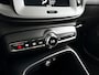 Volvo XC40 T2 Momentum Core | Park assist | Cruise control | Navigatie | Trekhaak