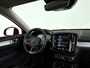 Volvo XC40 T4 Inscription | Panoramadak | 360° camera | Stoel- en stuurverwarming | Harman Kardon | Trekhaak