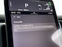 Volvo EX30 Single Motor Extended Range Plus 69 kWh | SOH 98% | Parkeercamera | Harman Kardon | Stoel- en Stuurverwarming | Trekhaak