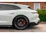 Porsche Taycan Sport Turismo | Krijt grijs | Pano | Sport design | Luchtvering | 21'' GTS