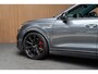 Audi Q8 60 TFSI e quattro Pro Line S Competition HUD Panodak 360° B&O ACC Leer LM velgen Memory seats Climate voor en achter PDC Elektr. uitklapbare trekhaak Stoelverwarming voor & achter Niveauregeling Massage Stoelventilatie NIEUW! Fabrieksgarantie!