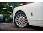 Rolls-Royce Phantom 6.7 V12 Starlight Headliner Rear Theatre Individual Rear Seats 22-Inch Polished Wheels
