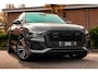 Audi Q8 55 TFSI e Quattro Pro Line S-Line Luchtvering Trekhaak Adaptive LED Matrix 22''