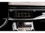 Audi Q8 55 TFSI e Quattro Pro Line S-Line Luchtvering Trekhaak Adaptive LED Matrix 22''
