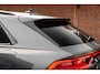 Audi Q8 55 TFSI e Quattro Pro Line S-Line Luchtvering Trekhaak Adaptive LED Matrix 22''