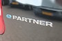 Peugeot Partner 136 L2 50 KWH  Lang model (L2) drie zit plaatsen 1e eigenaar