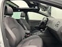 SEAT Leon ST 1.5 TSI FR Business Intense PANO CARPLAY NAVI.