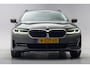 BMW 5-Serie TOURING 520i Business Edition+ Aut. [ LED Apple / Android Leder Stoelverwarming Nav prof ]